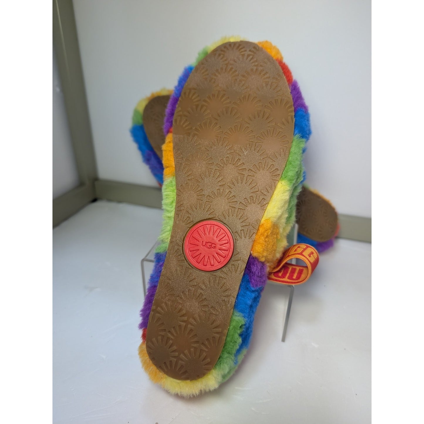 Women's UGG FLUFF SLIDES YEAH RAINBOW PLATFORM SLIPPERS SIZE 9 NWOT