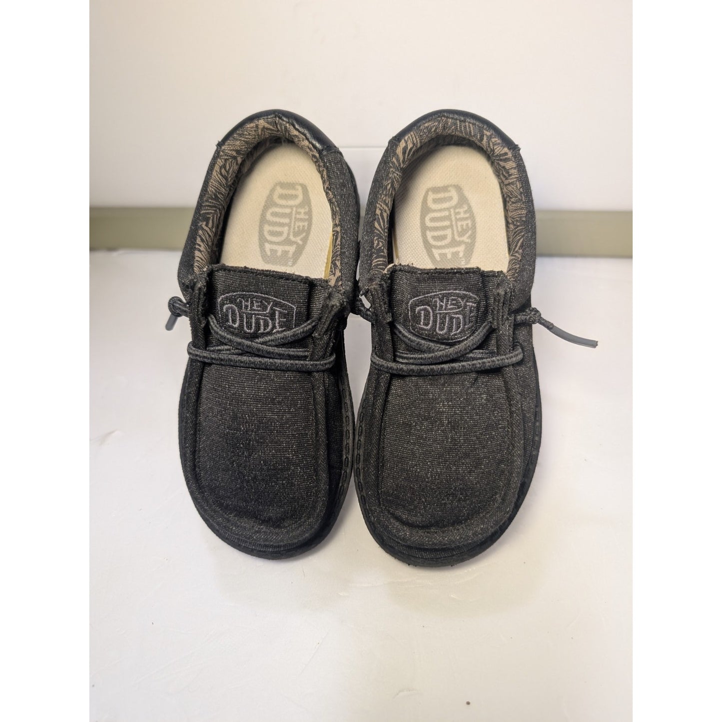Hey Dude Youth Wally Basic Black Casual Kids Shoes Size US 12 Toddler
