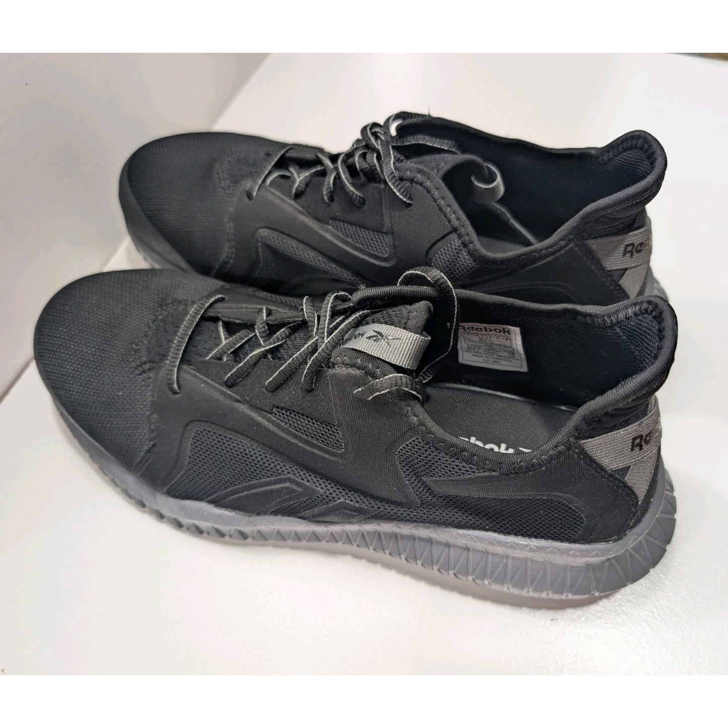 Men' Sz 10 Reebok RB-4064 Composite toe athletic work shoes Memory foam insoles