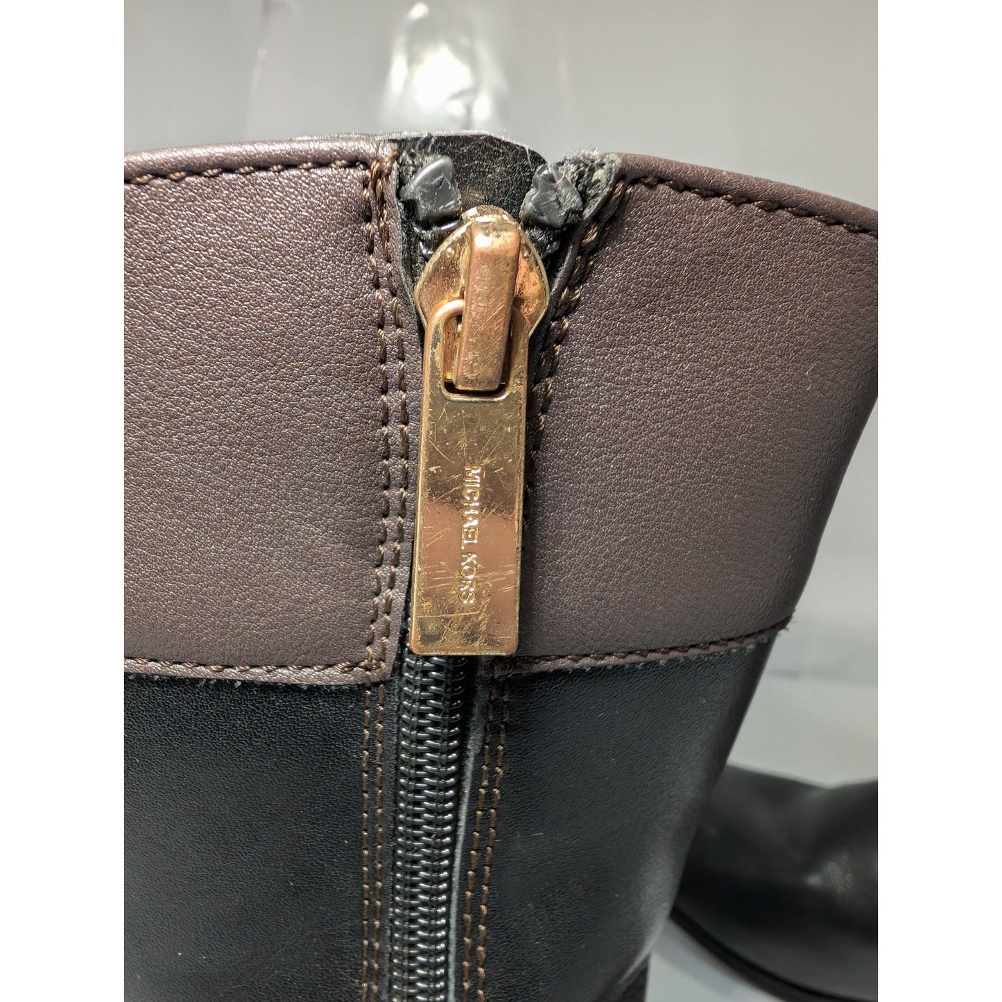Michael Kors Girls Black Leather Boots Size 9 Kids Black Brown Logo.